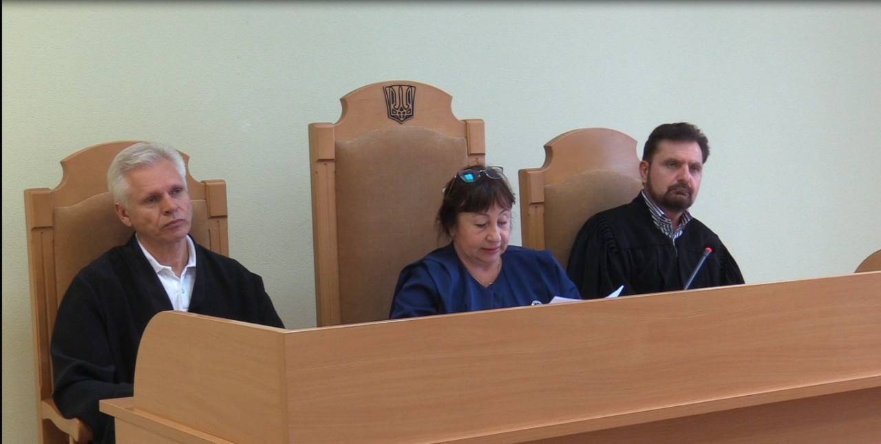 Люди ексрегіонала Продивуса, які претендують на 17 га в Києві, проігнорували суд