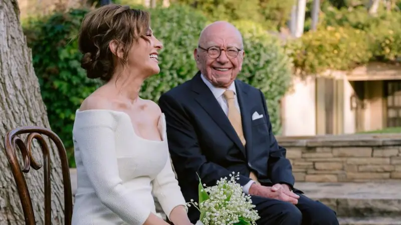 Бывшая теща Абрамовича вышла замуж за 93-летнего австралийского медиамагната
