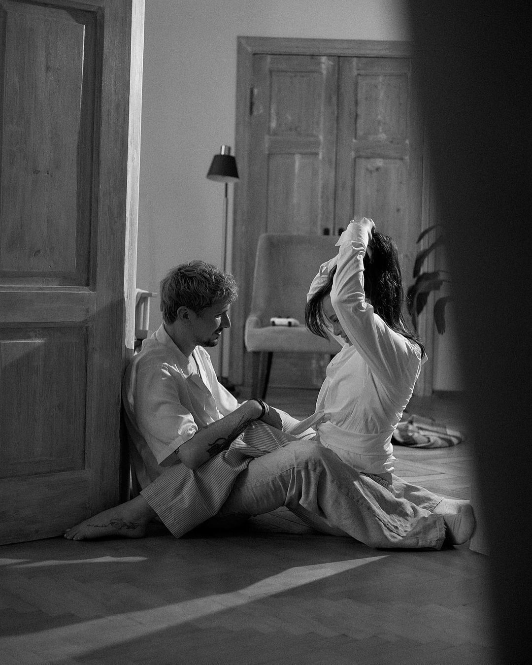 Позитив второй раз женился: пара поделилась романтическими фото