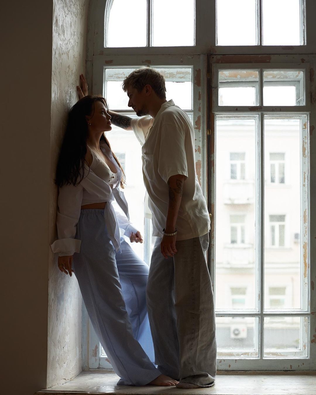 Позитив второй раз женился: пара поделилась романтическими фото