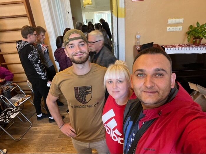 Британский волонтер, помогающий Украине: история Ричарда Вудрафа