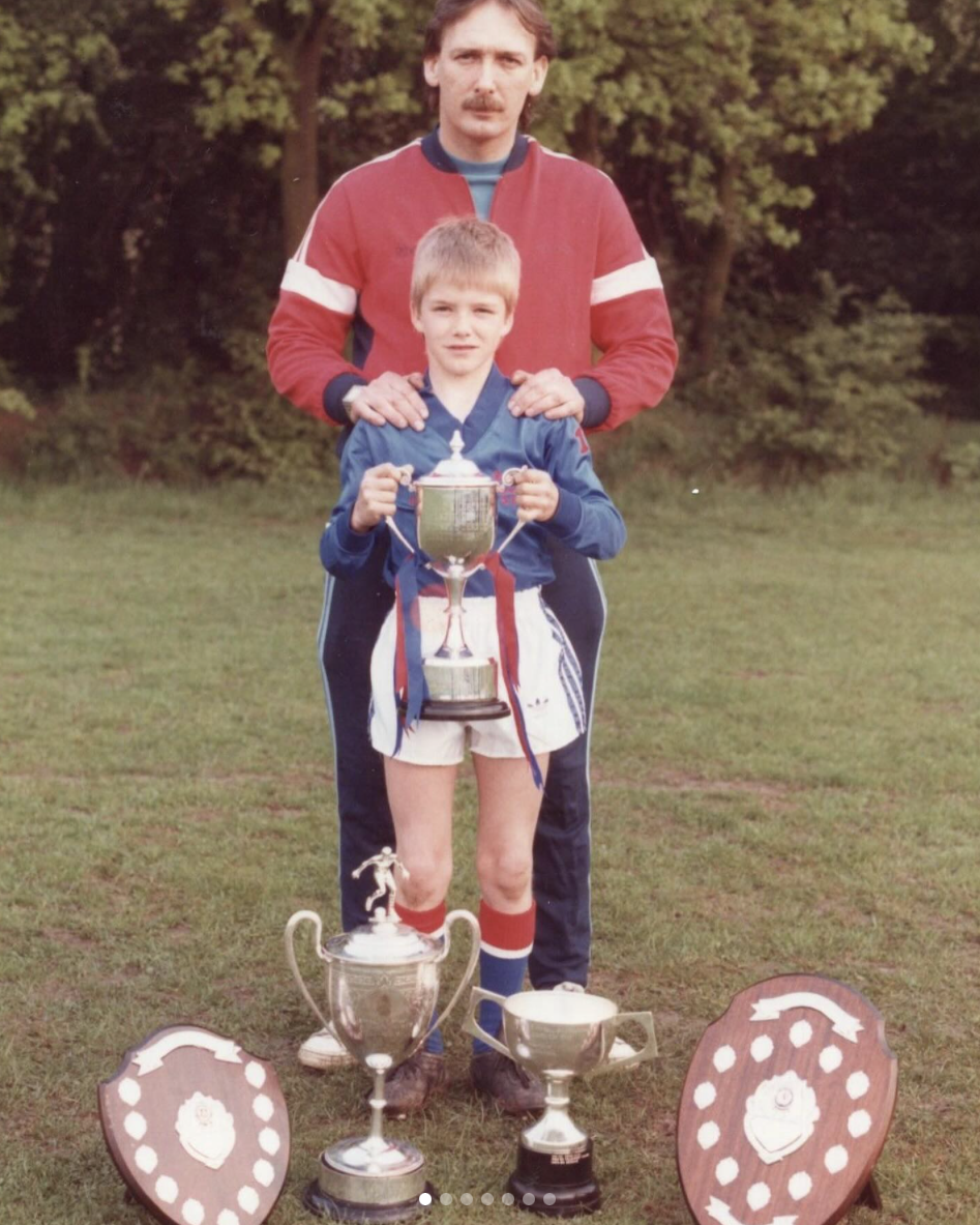 Дэвид Бекхэм со своим отцом Тедом Бекхэмом