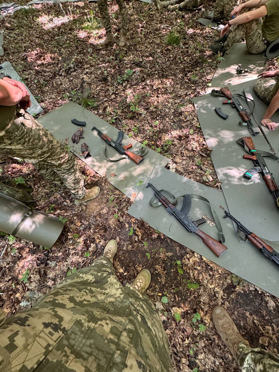 Комік Андрій Лузан показав, як проходить військову підготовку (фото)