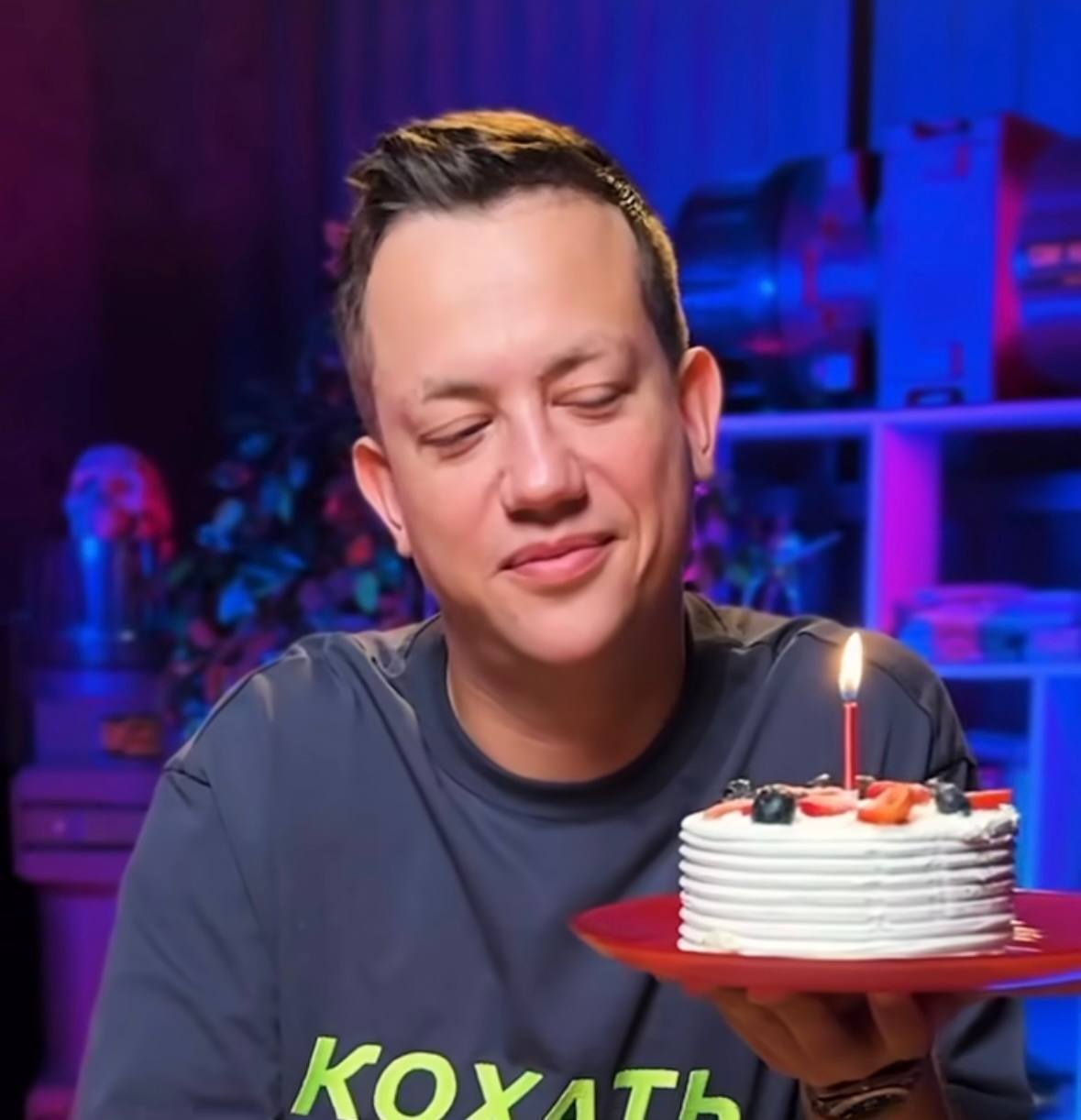 ''Я не страшний крутелик'': Олексій Дурнєв розповів про незвичні мрії на дні народження