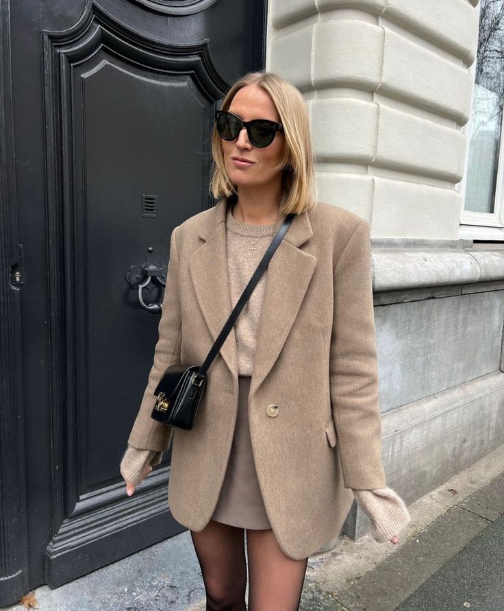 Жакет в светлом цвете