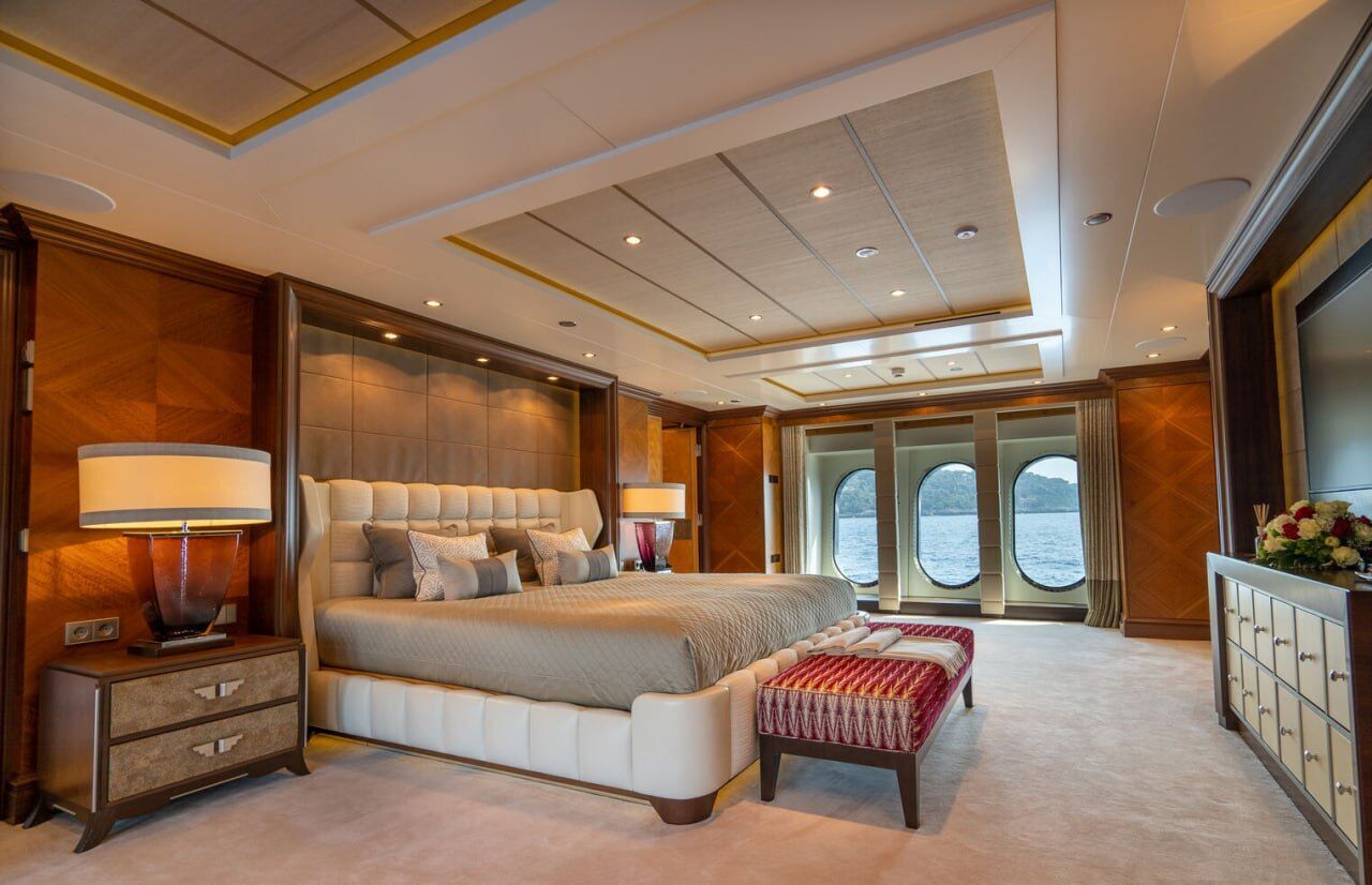 Медиа сообщают о продаже яхты Ярославского за $49 млн с 2011 года