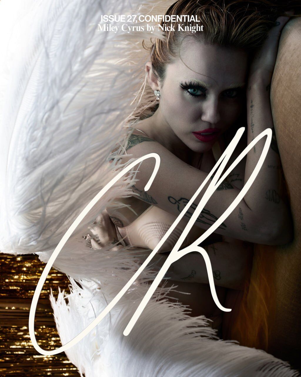 Неделя глянца: Мескал, Гилтон, Бекхэм, Сайрус, Карпентер и Элорди в новых фотосессиях