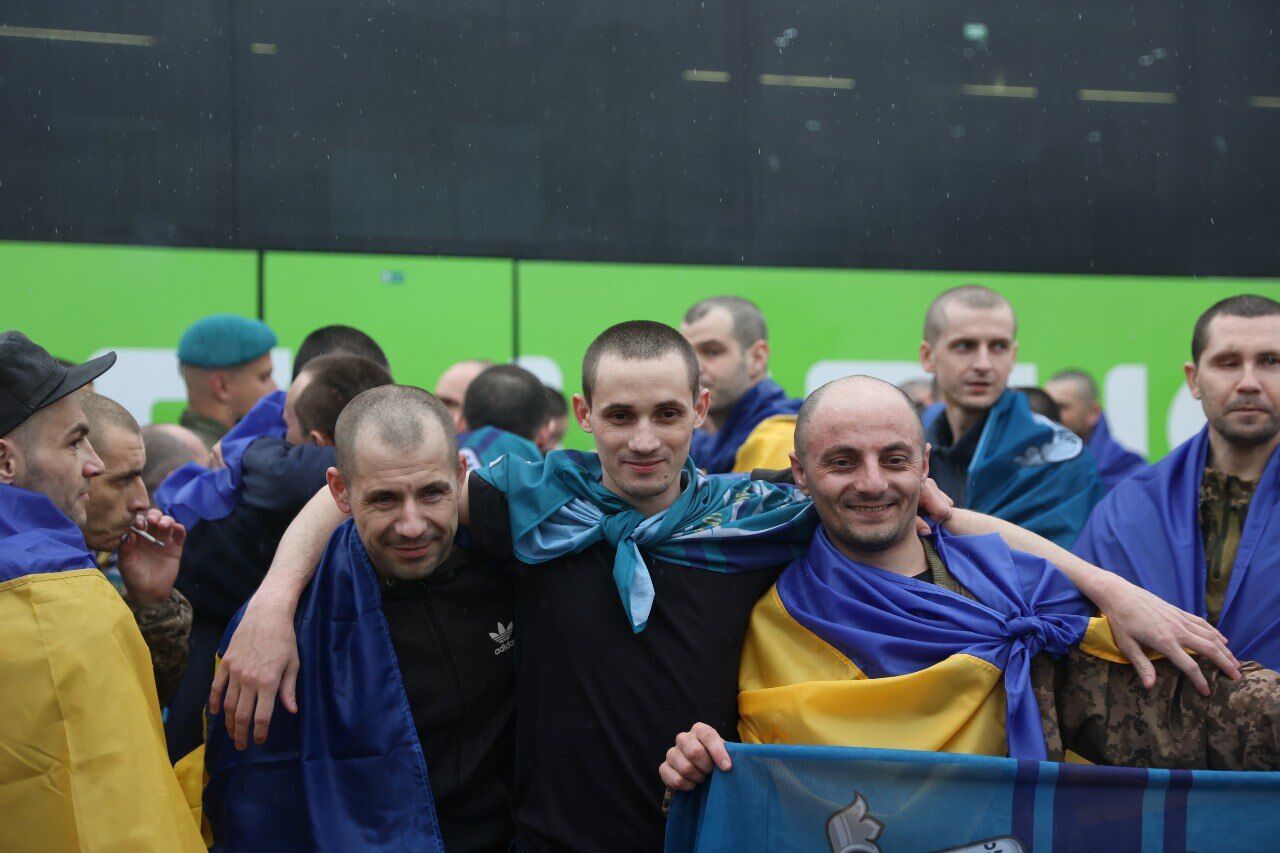 Черговий обмін військовополоненими: 185 наших захисників повертаються додому