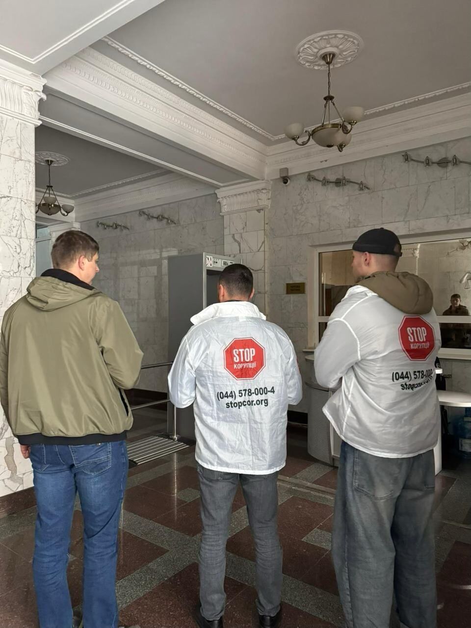 Российские обстрелы как ''алиби''? Как судьи Черниговской апелляции Заблотный, Антипец и Оседач избегают общения с медиа