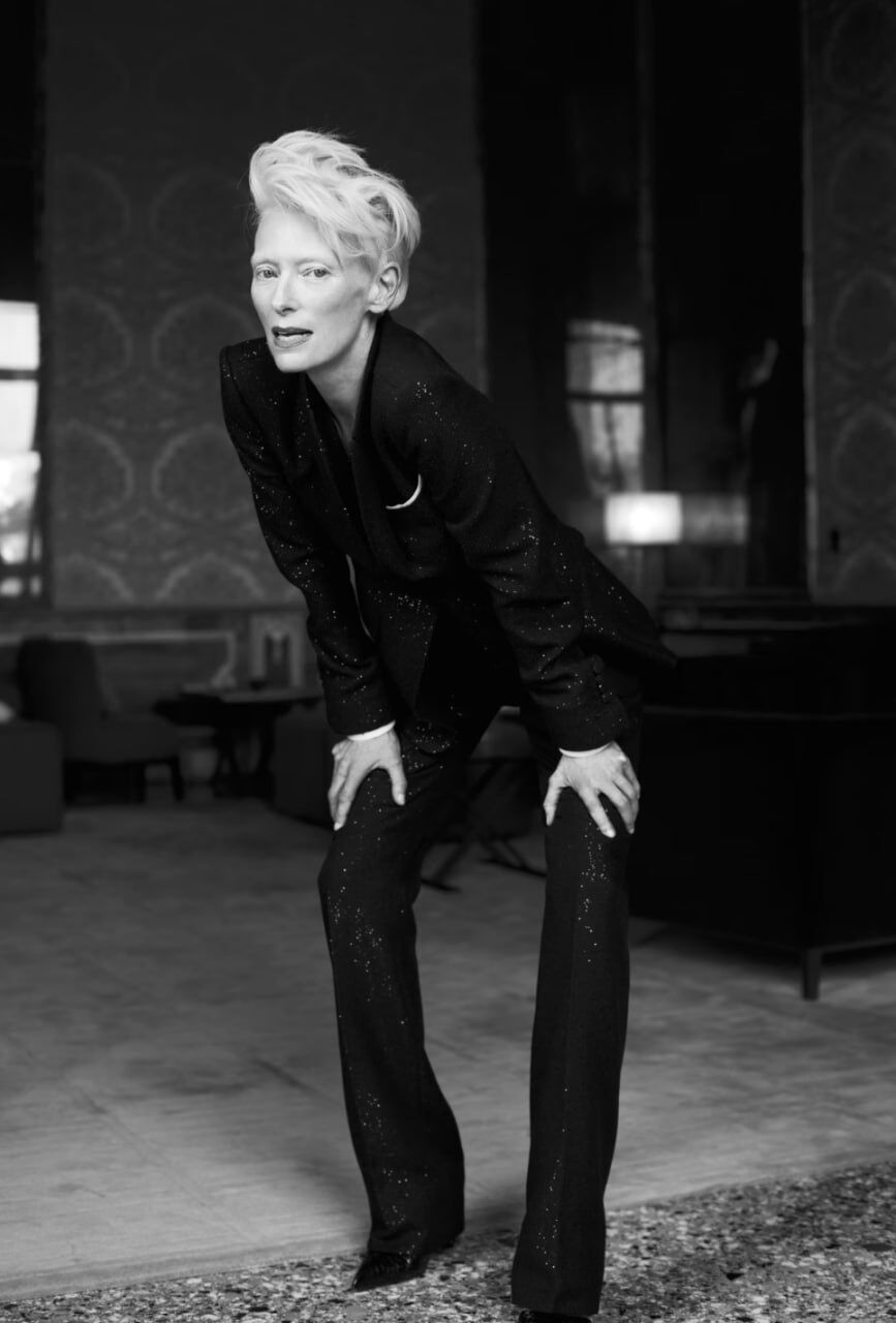 Роберт Паттінсон, Тільда Свінтон і Наомі Кемпбелл, Емма Стоун стали головними героями глянцю жовтня