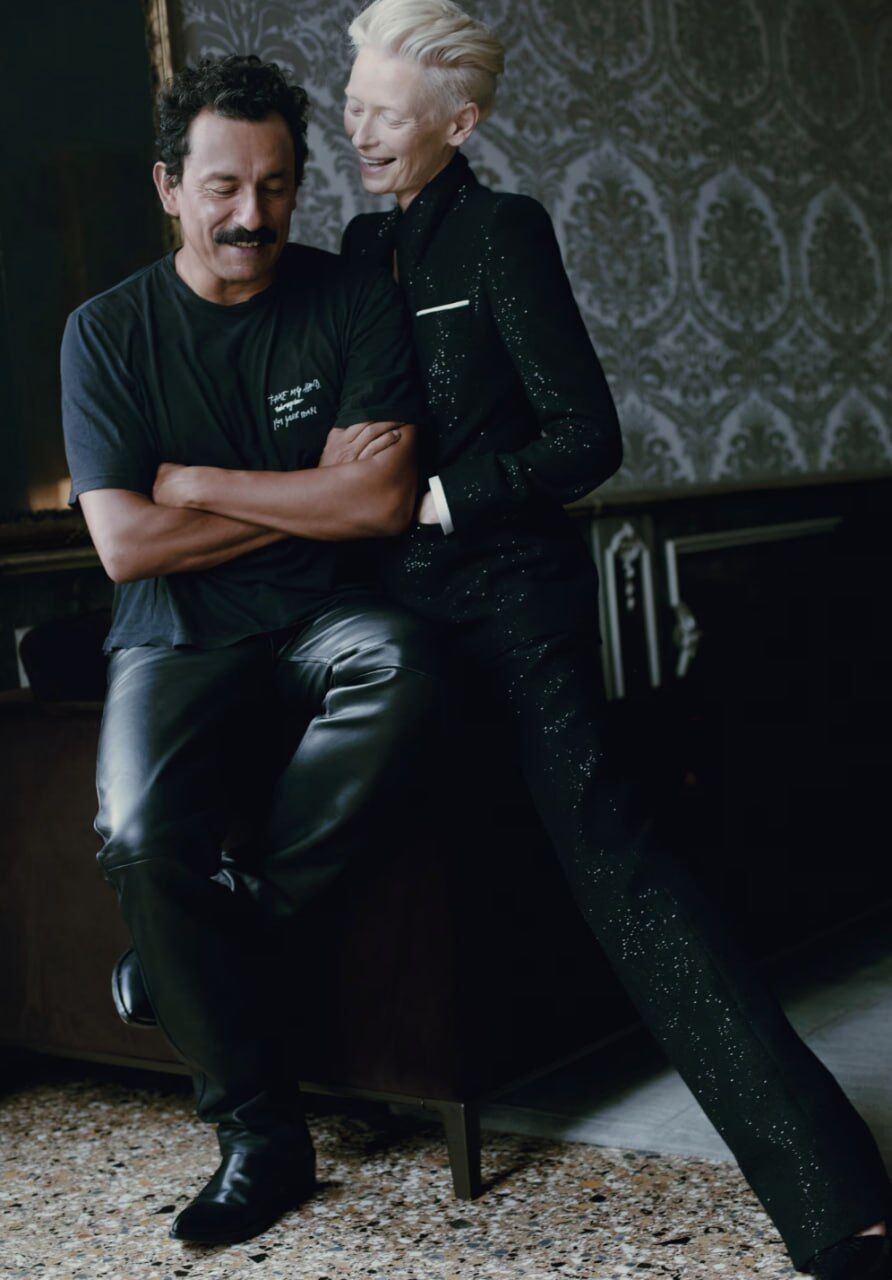 Роберт Паттінсон, Тільда Свінтон і Наомі Кемпбелл, Емма Стоун стали головними героями глянцю жовтня