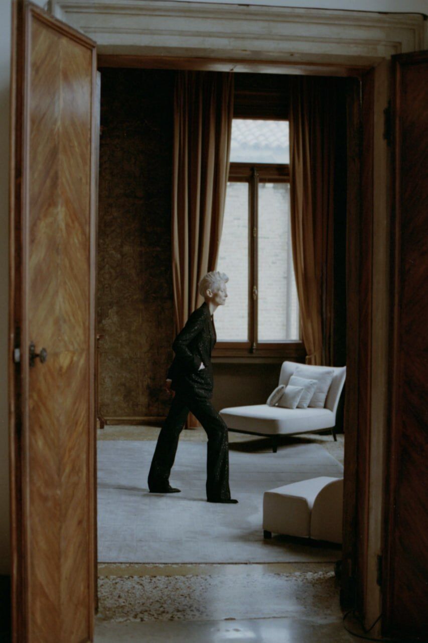 Роберт Паттінсон, Тільда Свінтон і Наомі Кемпбелл, Емма Стоун стали головними героями глянцю жовтня