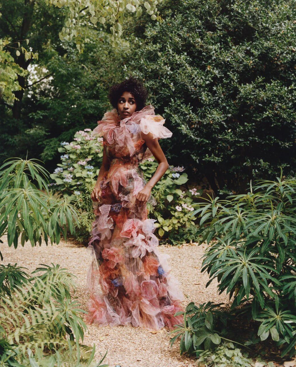 Роберт Паттінсон, Тільда Свінтон і Наомі Кемпбелл, Емма Стоун стали головними героями глянцю жовтня