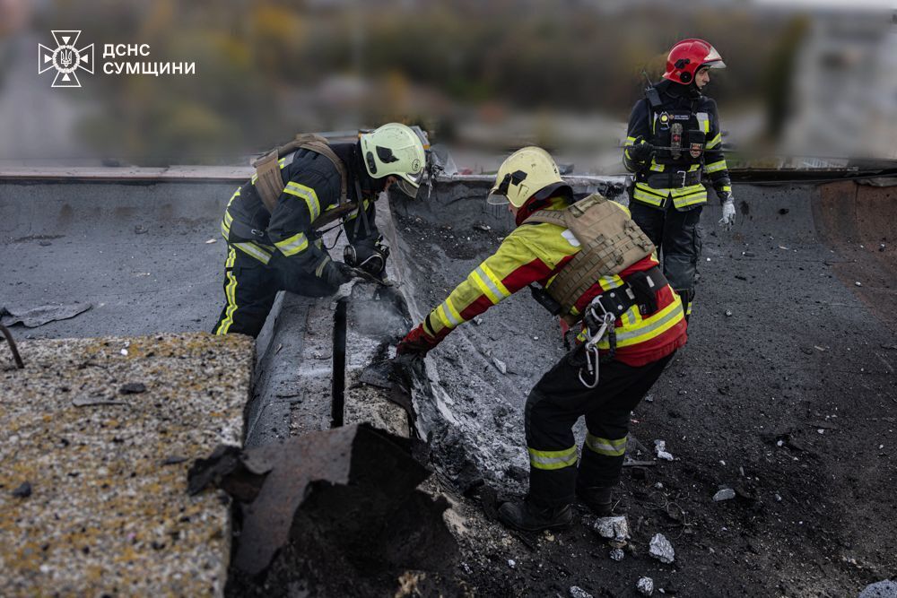 Российские беспилотники атаковали многоэтажный дом