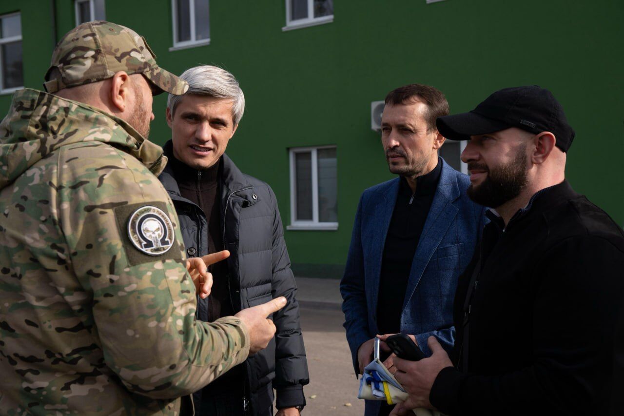 Благотворители передали новую партию оборудования для спецназовцев Нацгвардии