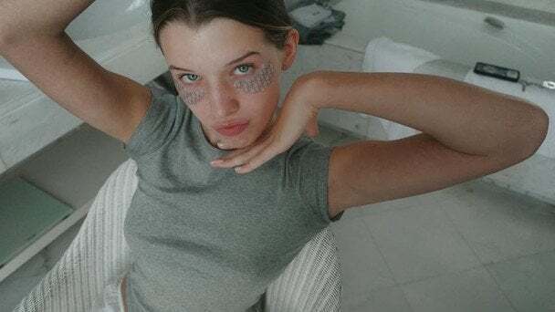 Дочь Миллы Йовович поразила новыми фото и невероятной схожестью с мамой