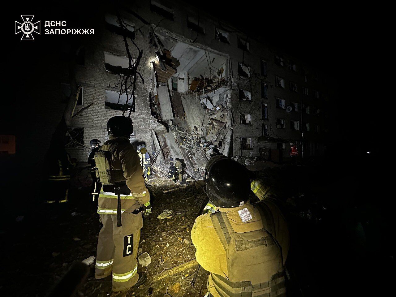 ''Шахеды'', ''Кинжалы'', баллистика: очередная атака россии по Украине с новыми разрушениями