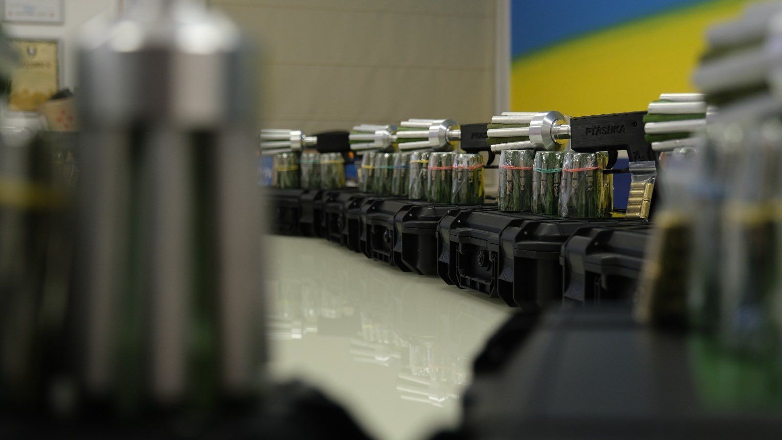 БФ ''Батальон Волонтер'' передал ''Омеге'' средства защиты от вражеских дронов