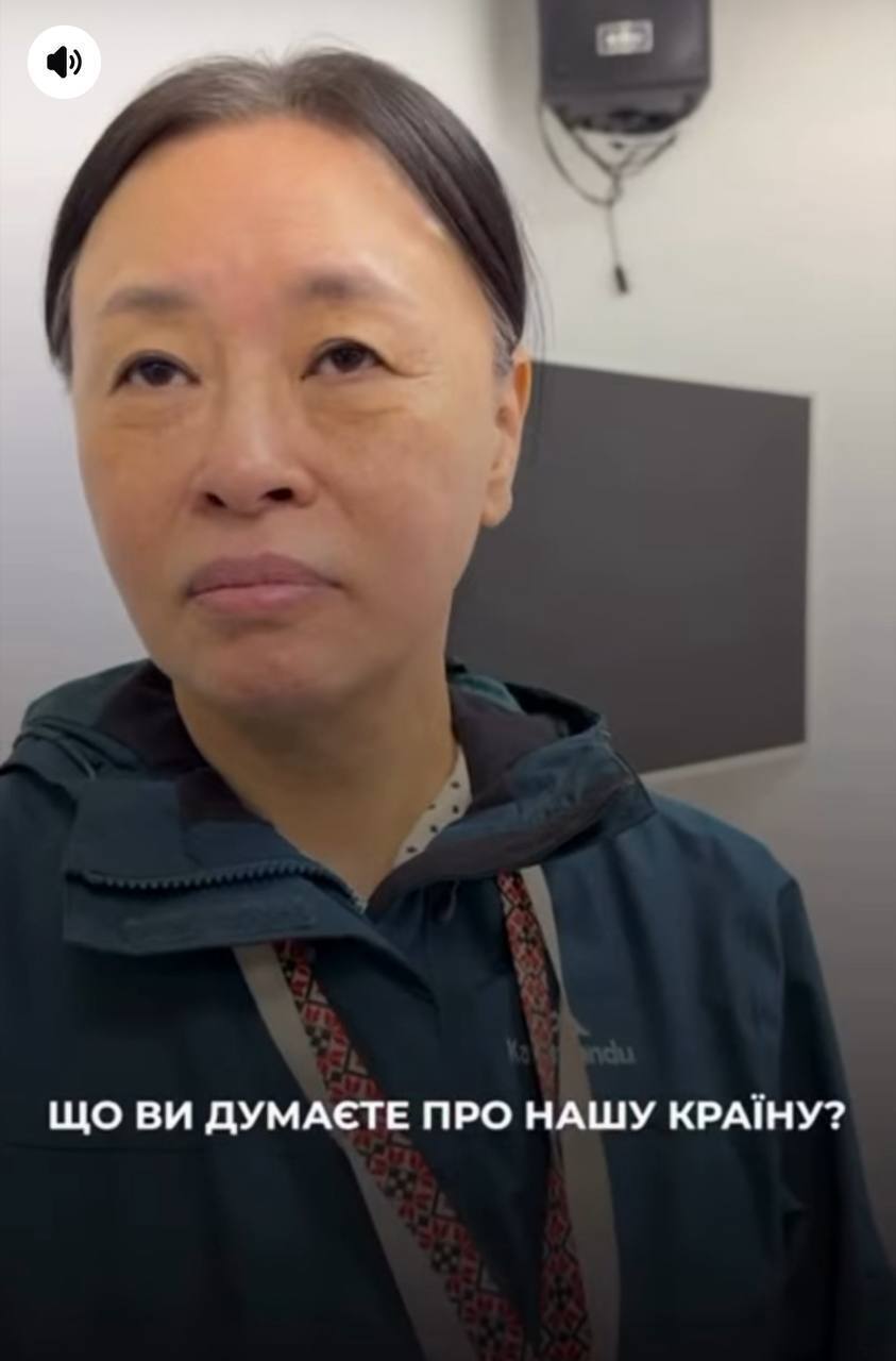 ''Нашим країнам не щастить з північними сусідами'': Роман Бочкала дав інтервʼю відомій південнокорейській журналістці