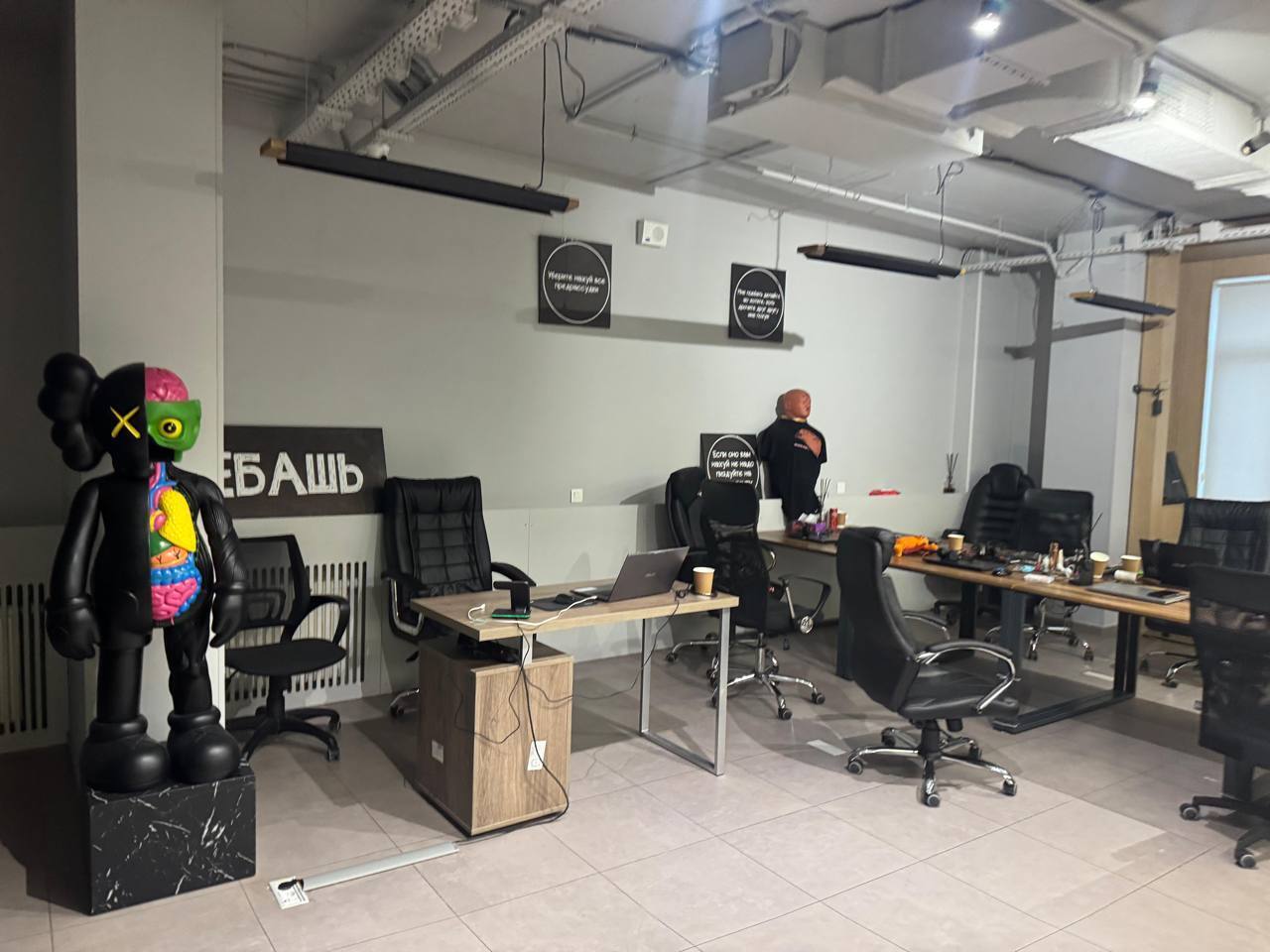 Журналісти СтопКору викрили шахрайський кол-центр у самому центрі Києва qhiukiuiqkzhab