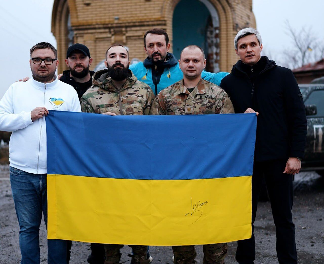 361 миссия на фронт: фонд ''Надежда'' и Валерий Дубиль передали оборудование военным на харьковское направление