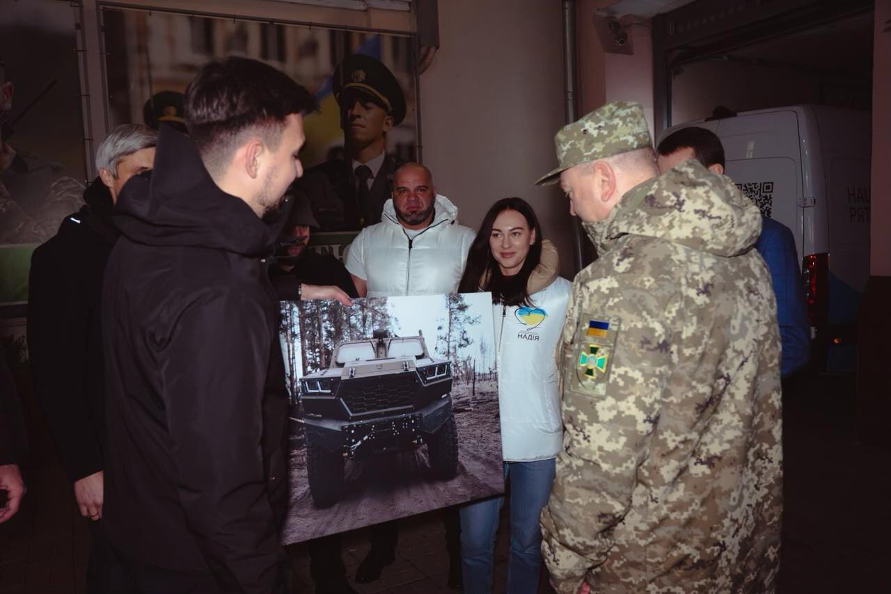 Валерий Дубиль и фонд ''Надежда'' передали очередную партию помощи пограничникам