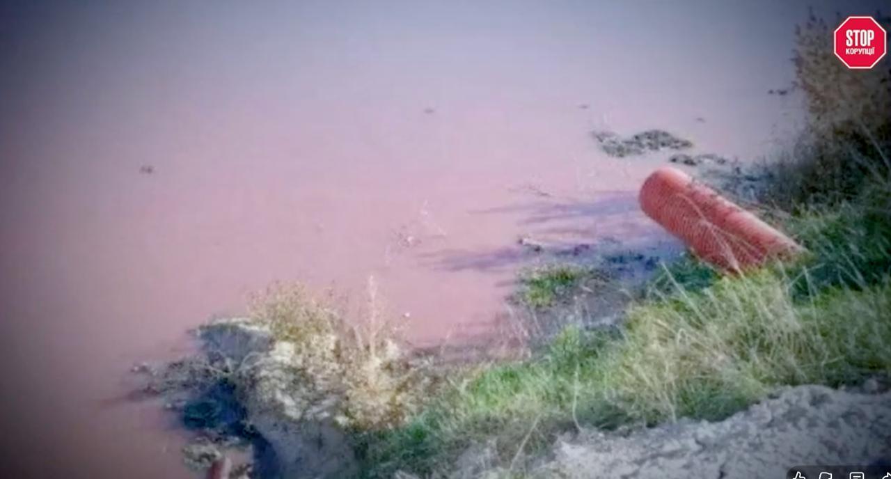 У 2019-му журналісти зафіксували, як підприємство “Епікур'' зливало в ґрунт рідкі відходи