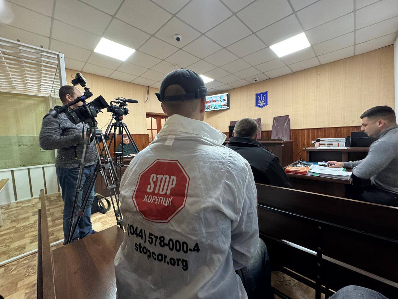 Судове засідання довжиною в день: на Чернігівщині обирають запобіжний захід місцевому ''олігарху'' Кауфману
