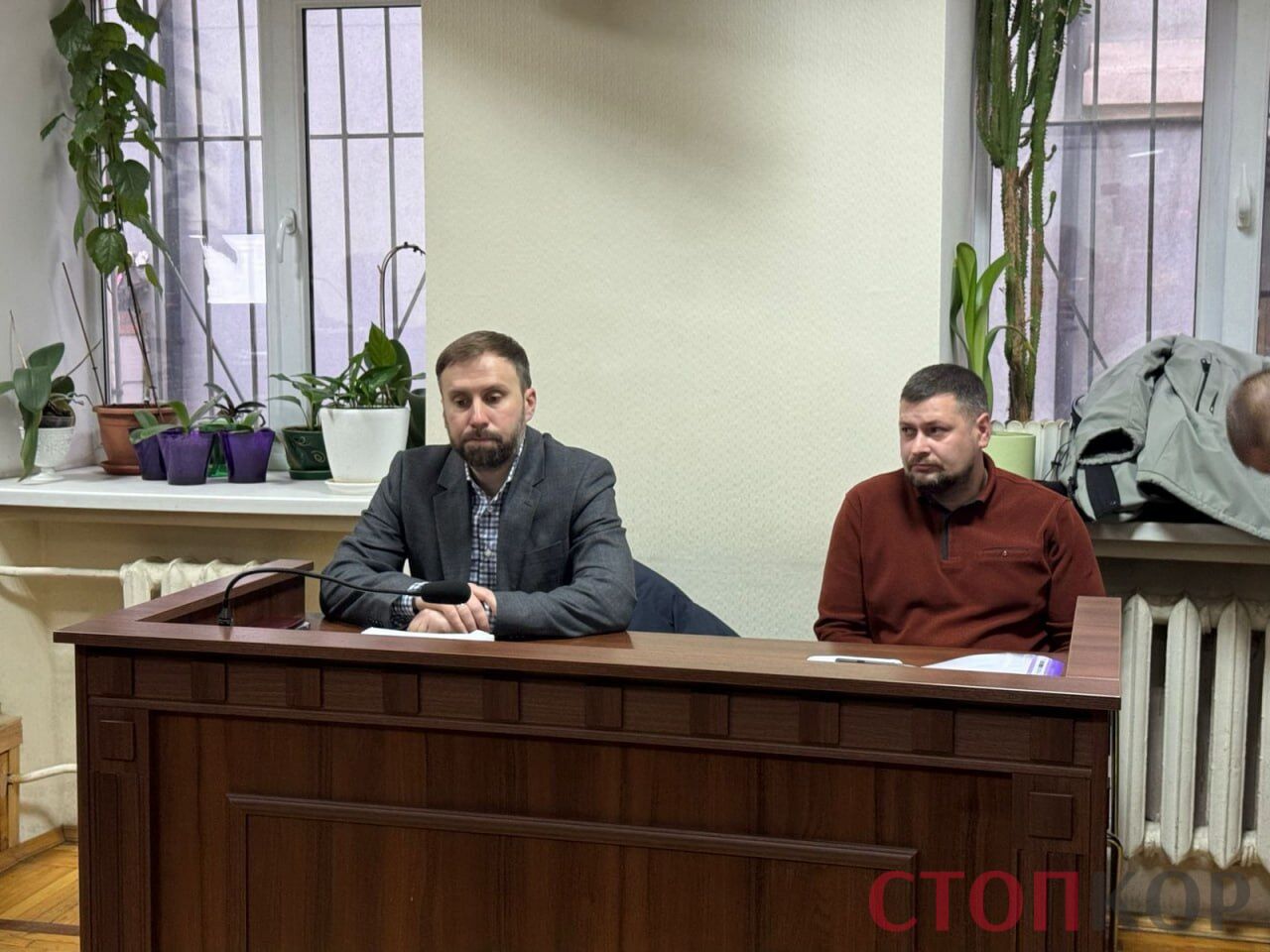Коломойский заявил, что стрелок, готовивший покушение на Миндича, якобы получил оружие в украинскому посольству