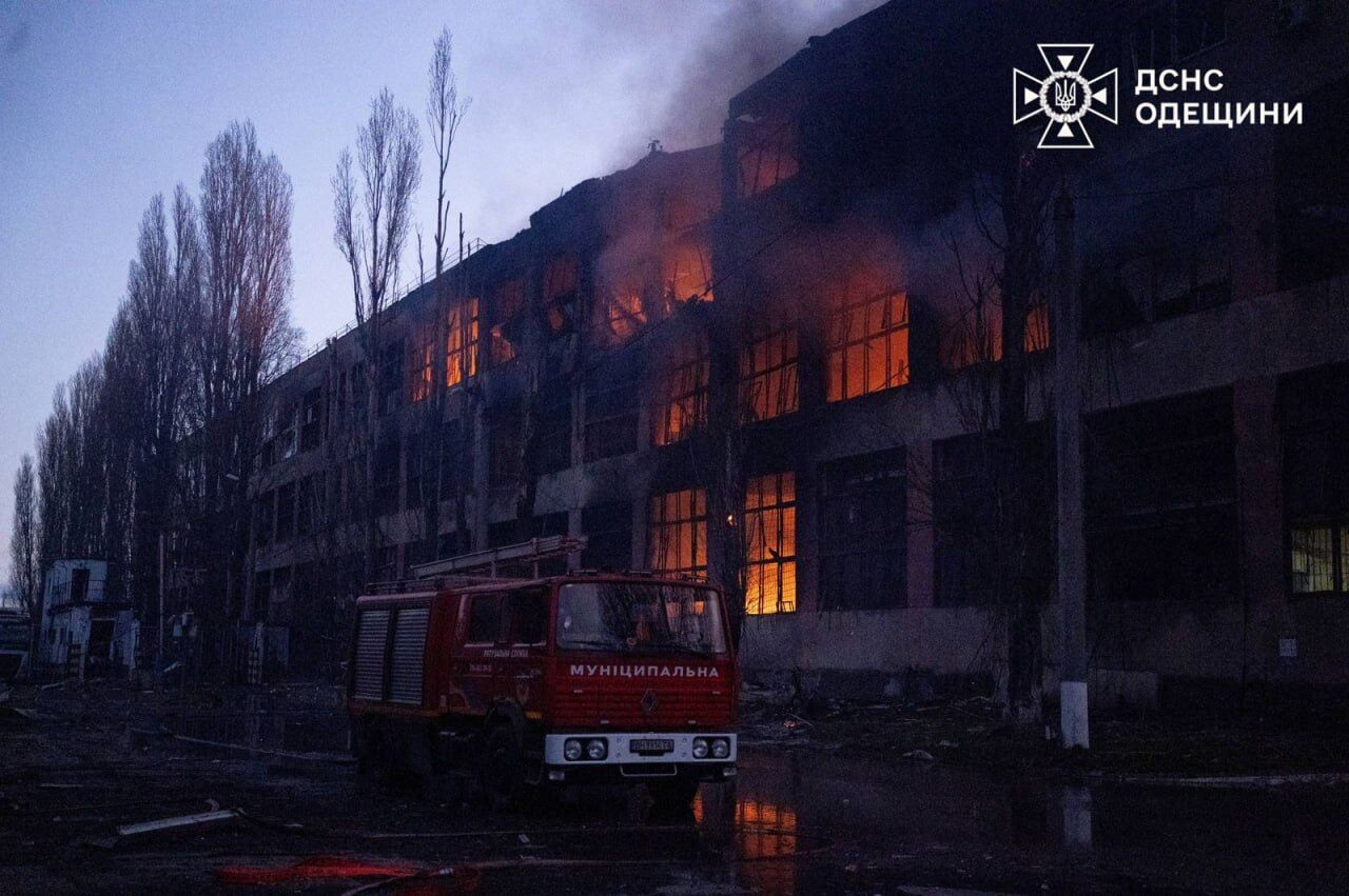 Одеса під вогнем: енергетика знищена, лікарні на генераторах