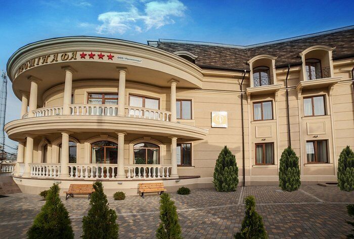 Кауфман vs ''Вова Морда'': хто може стояти за силовим протистоянням у ''Жовтні''