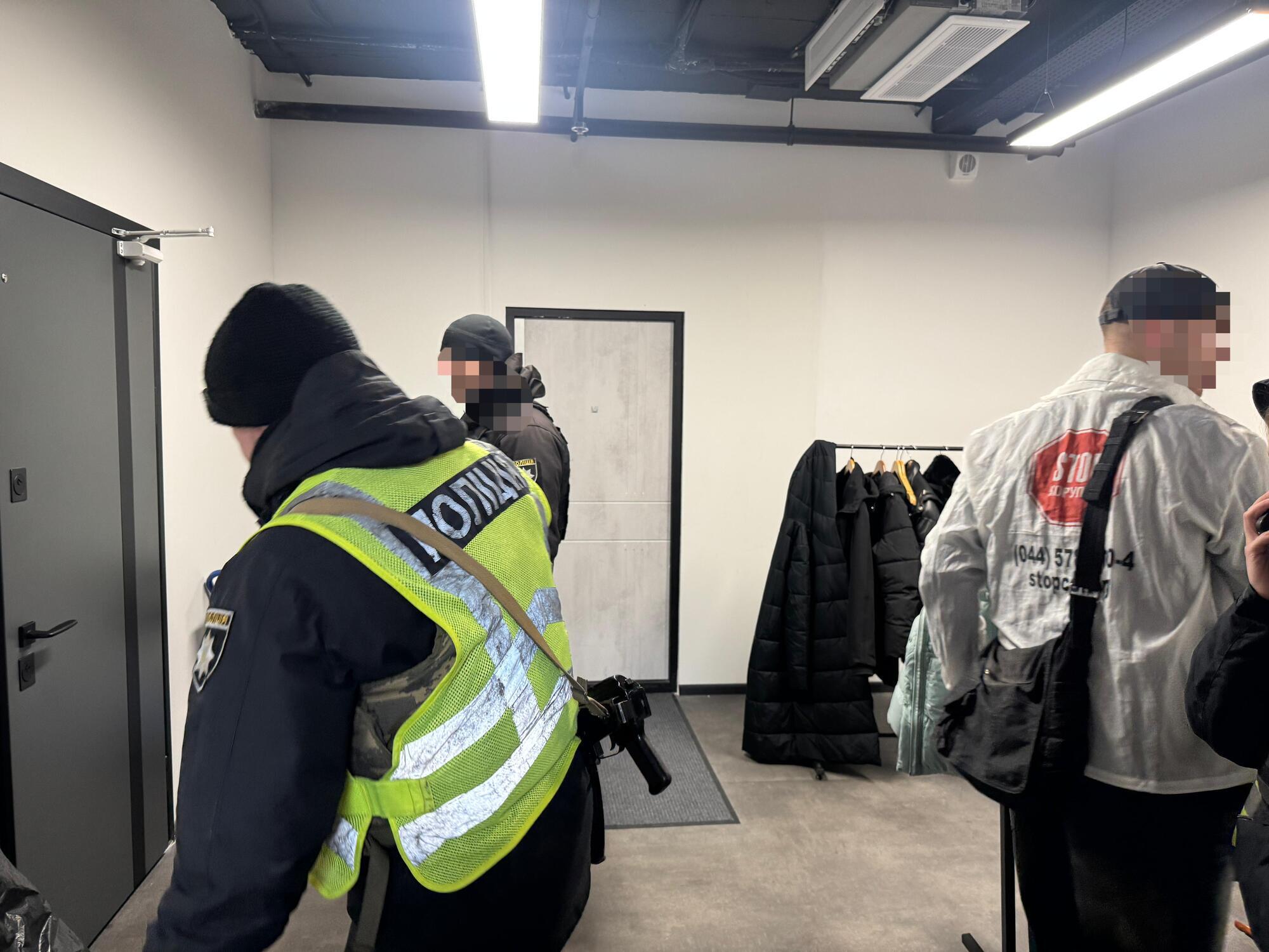 Журналісти СтопКору і правоохоронці зафіксували діяльність псевдоінвестиційного офісу
