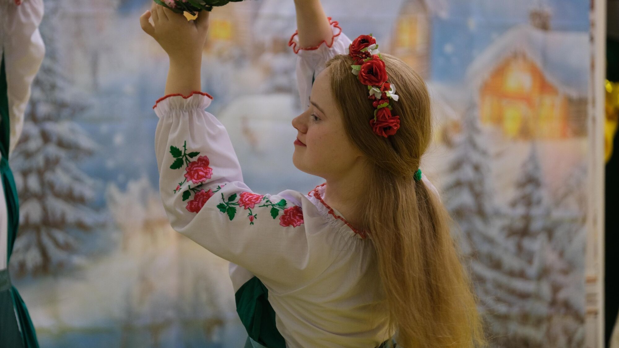 В Киеве состоялась уникальная ''рождественская'' премьера: спектакль по Гоголю от детей с особыми потребностями