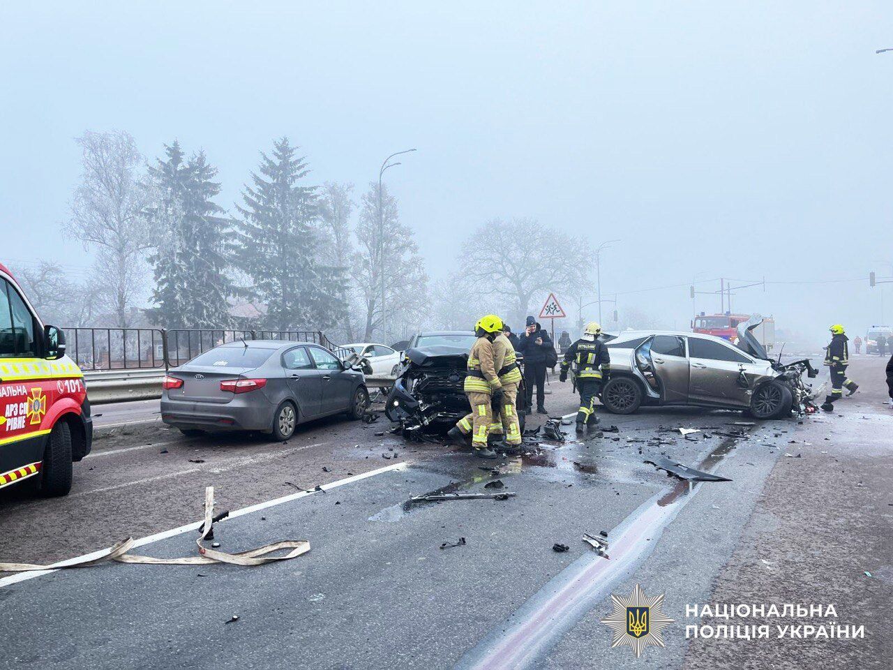 Біля Рівного сталася аварія з вісьмома авто