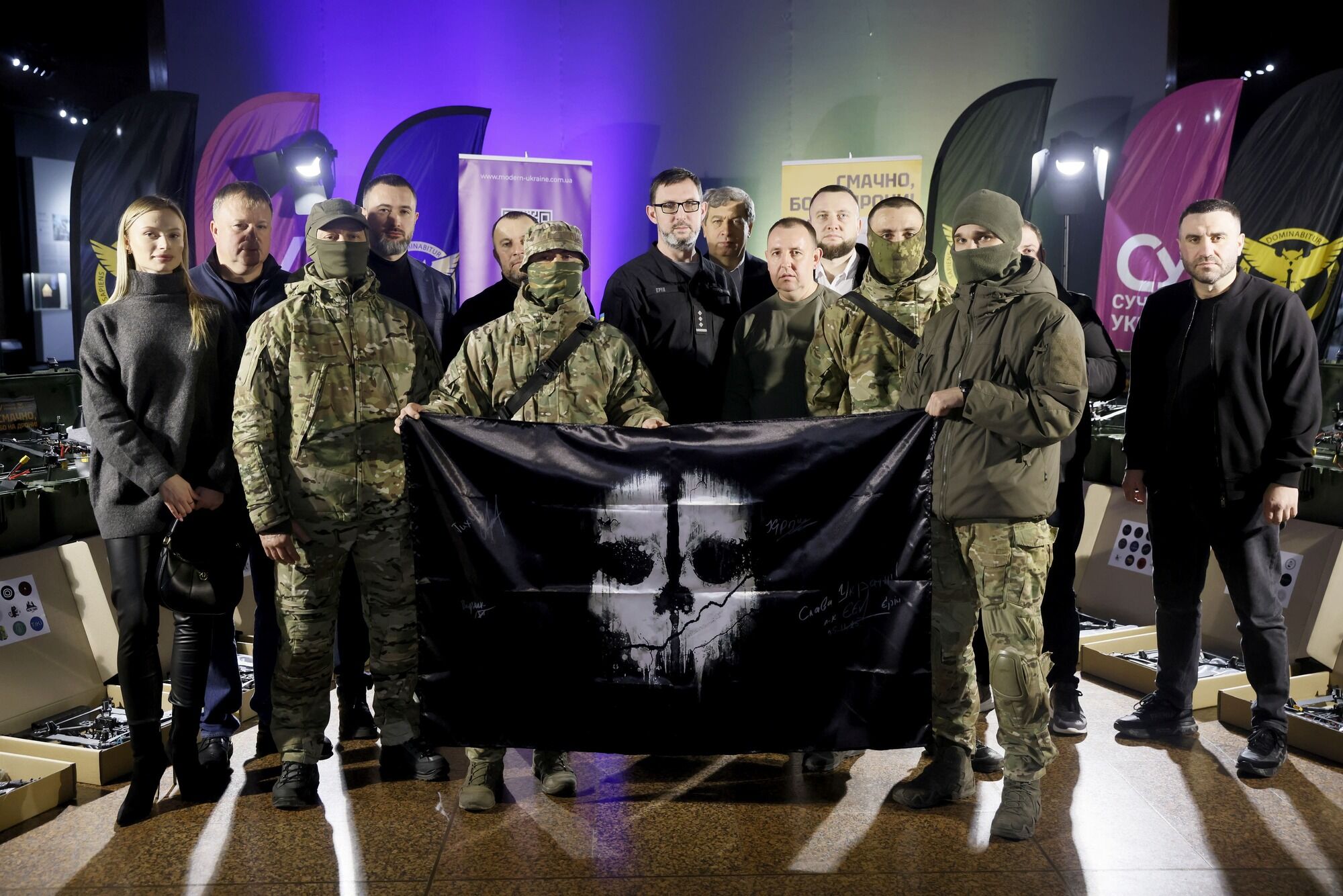 “Шаманбат'' отримав 100 SECRET BOXів із дронами завдяки спільній кампанії