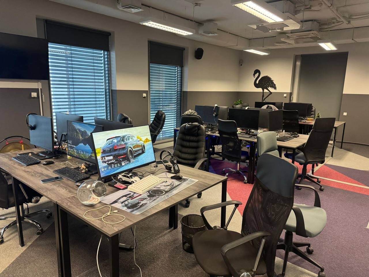 В престижном БЦ на Печерске обнаружили очередной мошеннический колл-центр (фото)