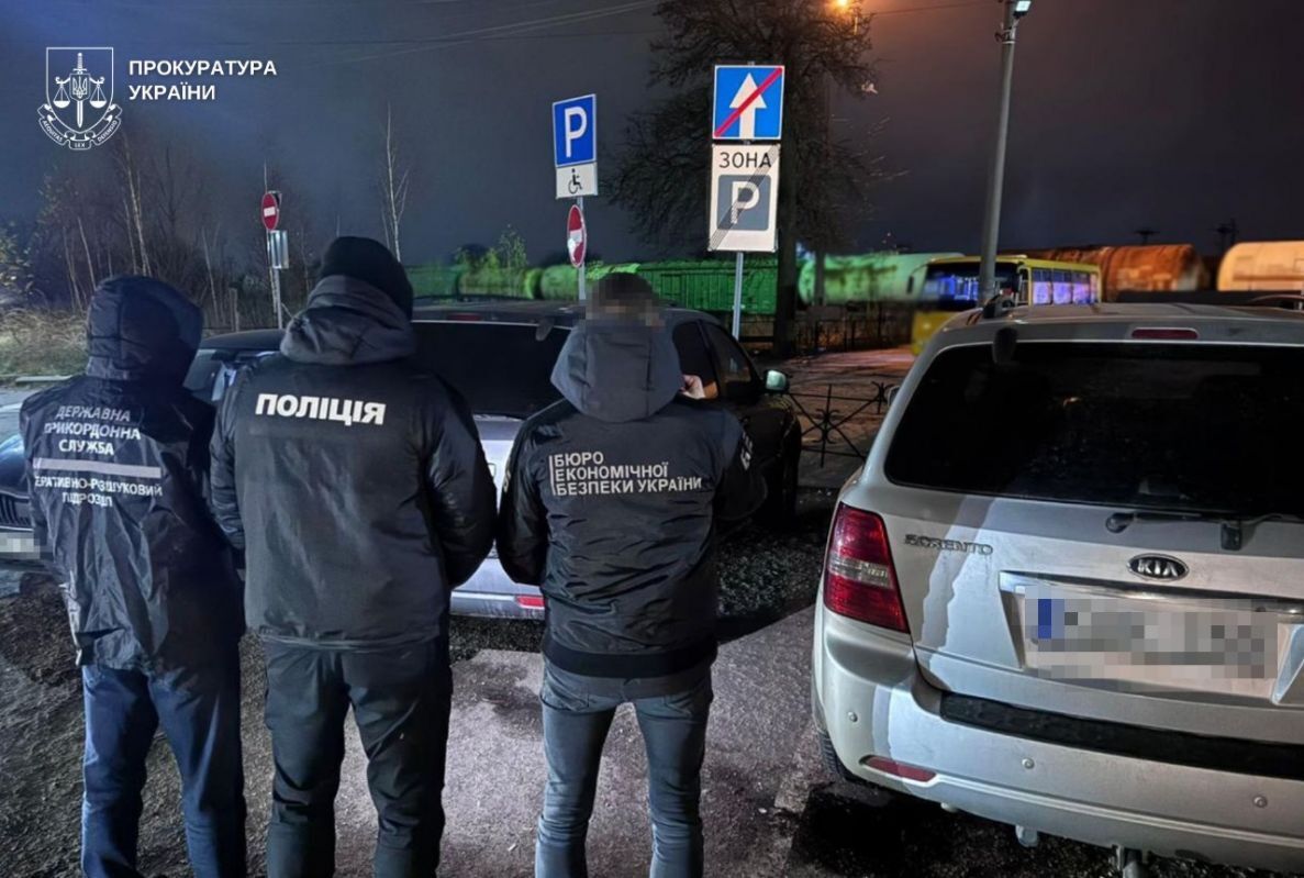 На Львівщині викрили схему продажу авто, ввезених як гуманітарна допомога для ЗСУ
