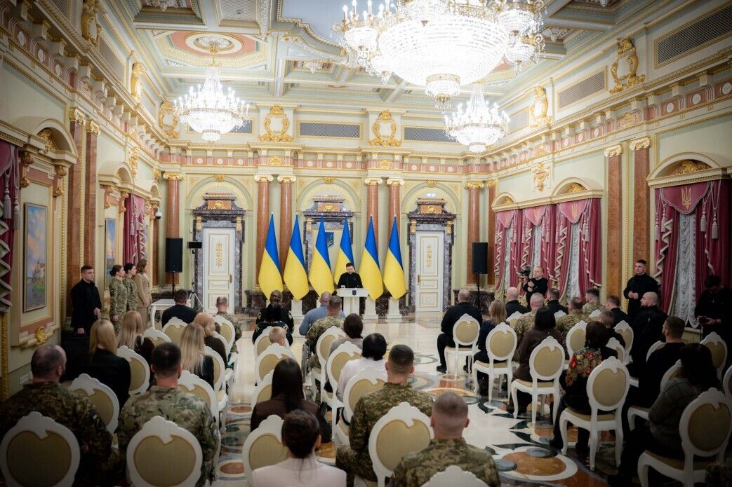 20 героев Украины получили квартиры от Зеленского