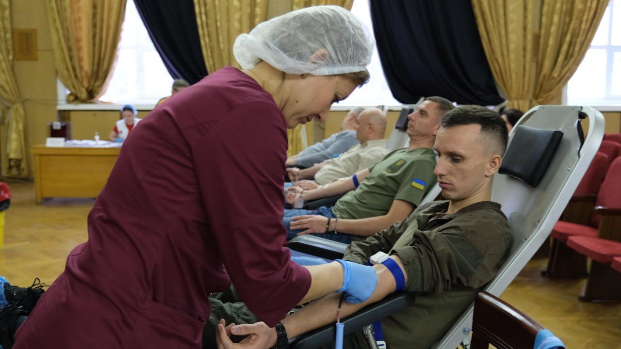 87 доноров: в ГУИС Украины провели сбор крови для военных и гражданских, пострадавших от обстрелов