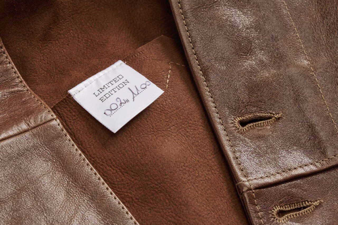Levi's выпустил лимитированную репродукцию культовой куртки Альберта Эйнштейна