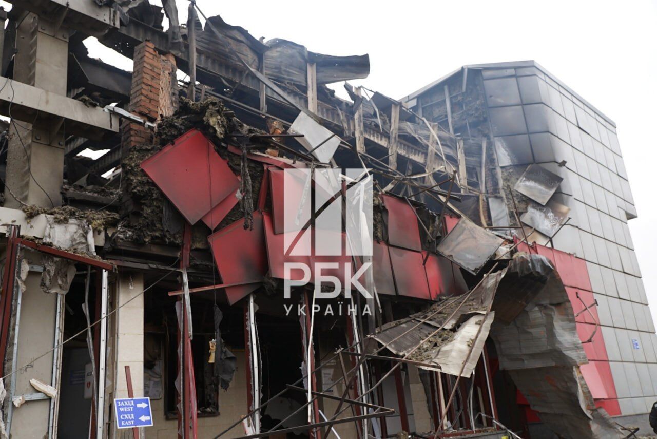 Нічна атака по Фастову: пошкоджено вокзал, затримано десятки поїздів