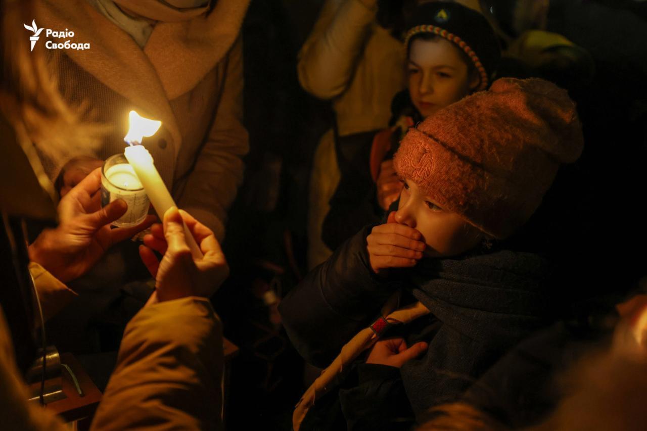 У Києві передача вогню відбулась на Михайлівській площі