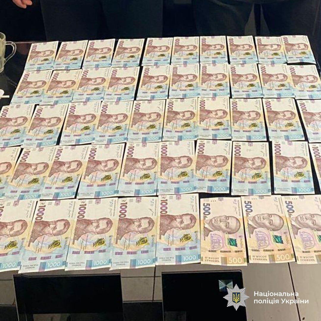 На Сумщині викрили потужну шахрайську мережу: українців позбавили майже 1 млн грн через фейкову банківську безпеку