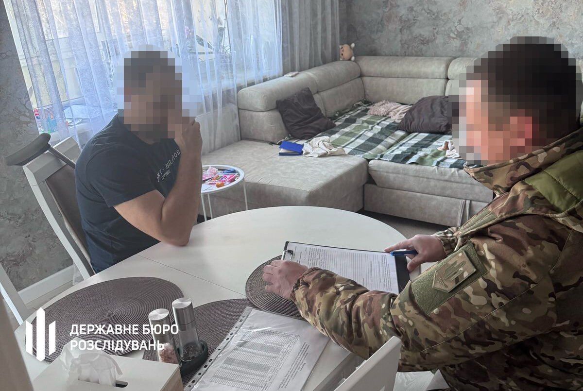 В Ровенской области задержали и.о. мэра Костополя и депутата из-за ''земельной'' взятки в 1,3 млн грн