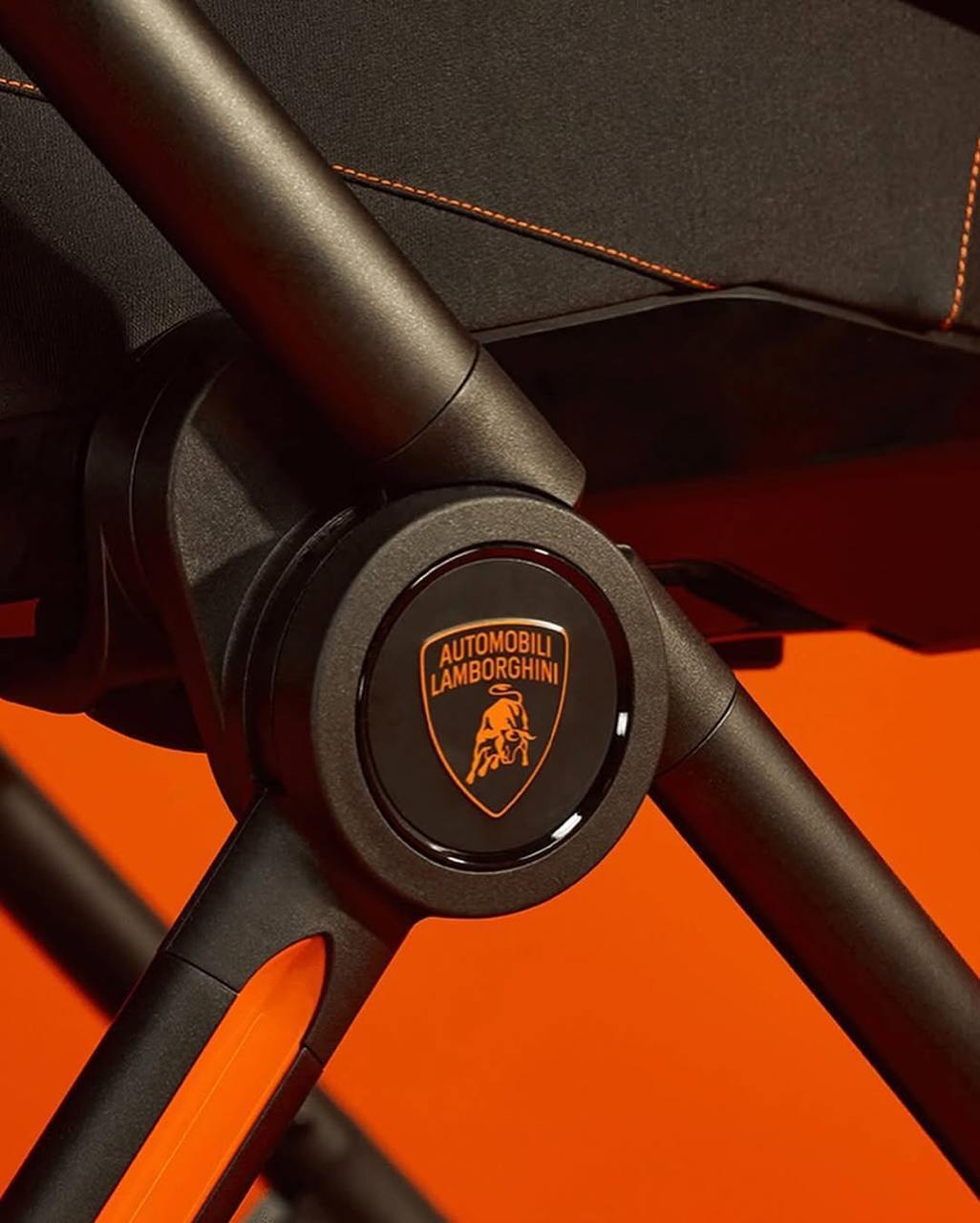 Lamborghini выпустили детские коляски по цене автомобиля