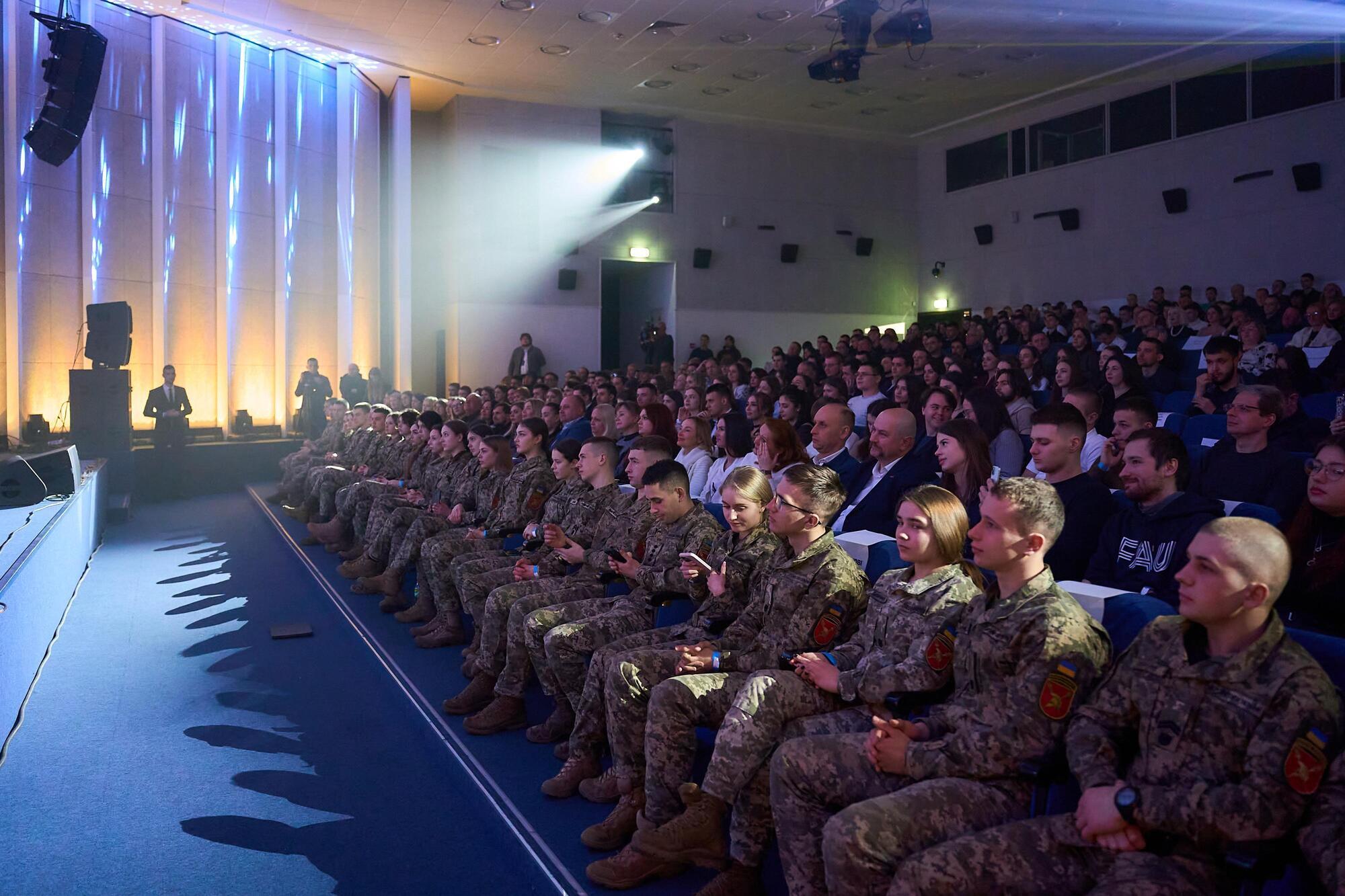 Триумф украинского кино: кто получил награды на ''Cinema for Victory''