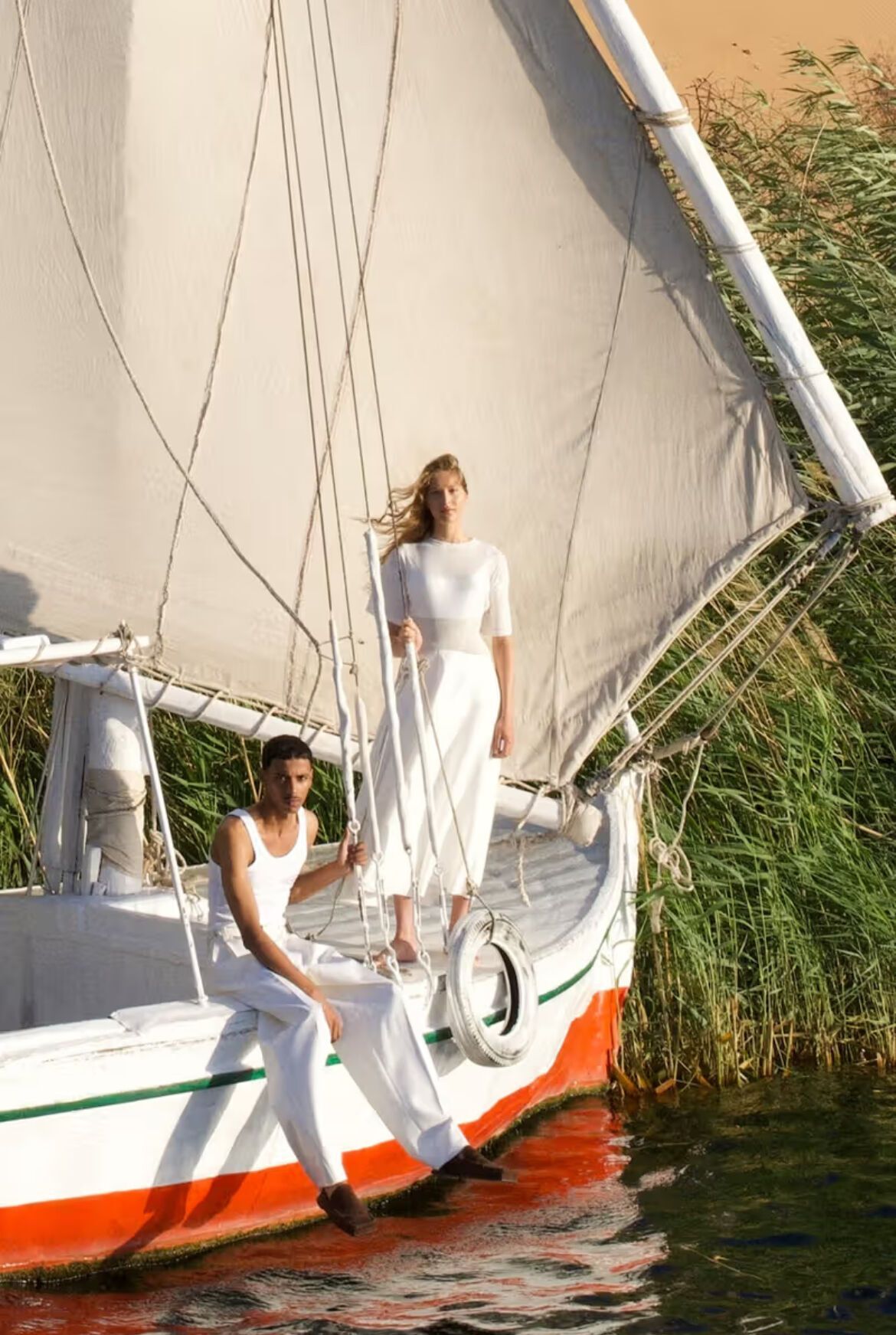 После показа в Париже пустыня: Jacquemus перенес коллекцию в Египет