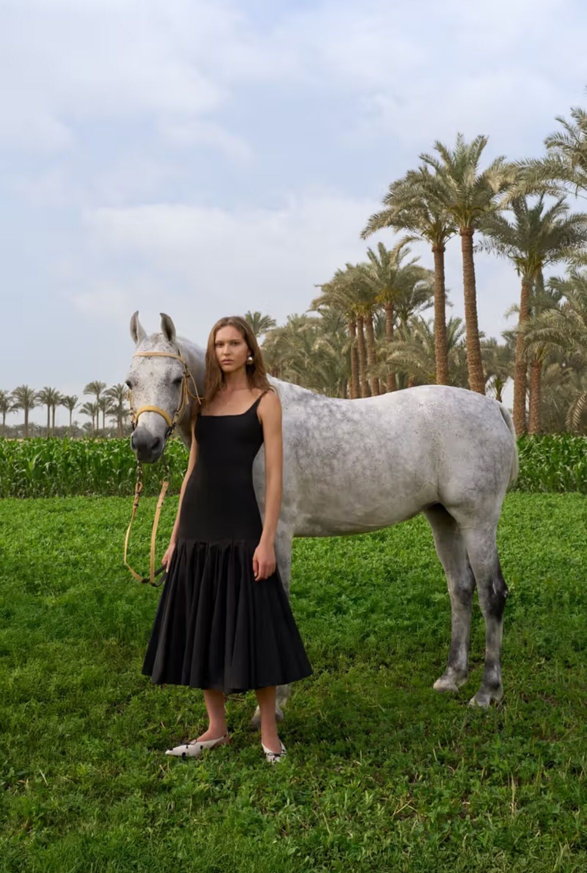 После показа в Париже пустыня: Jacquemus перенес коллекцию в Египет