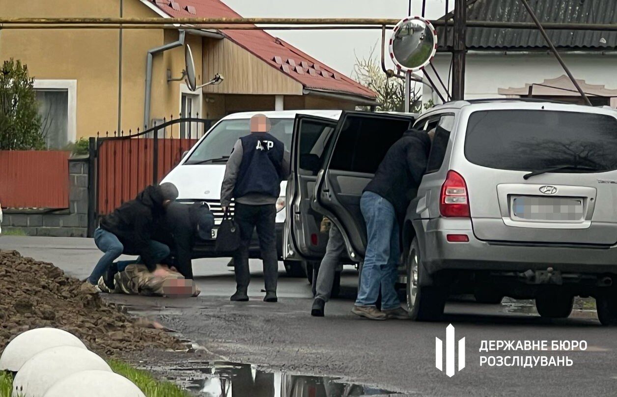 На Закарпатье задержан военный чиновник по подозрению в вымогательстве взяток