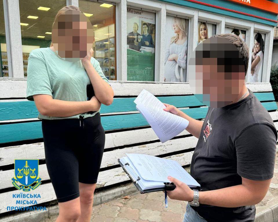 Женщины за $500, мужчины за $3000: как устроили бизнес на фиктивном отцовстве